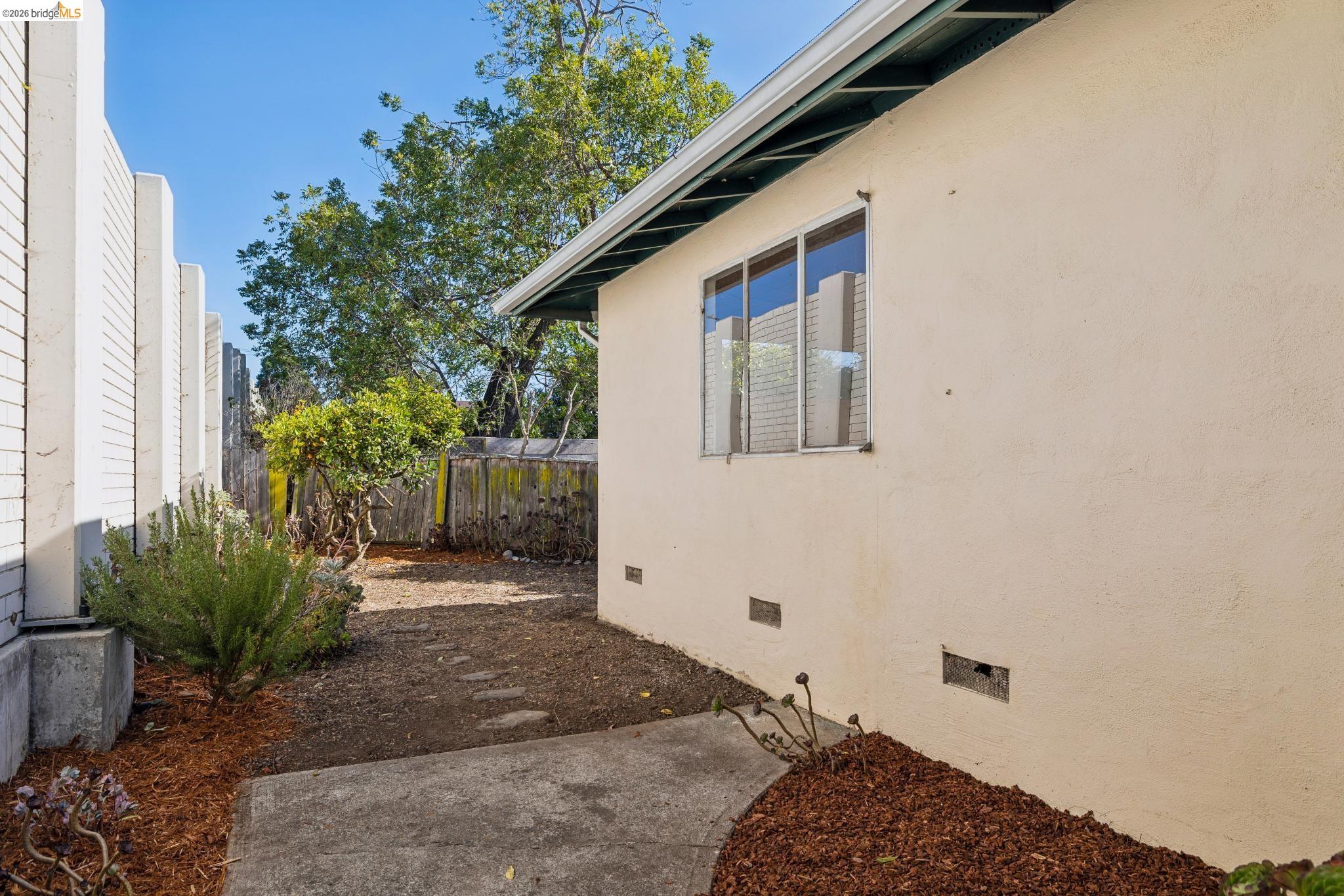 1122 Norvell Ct