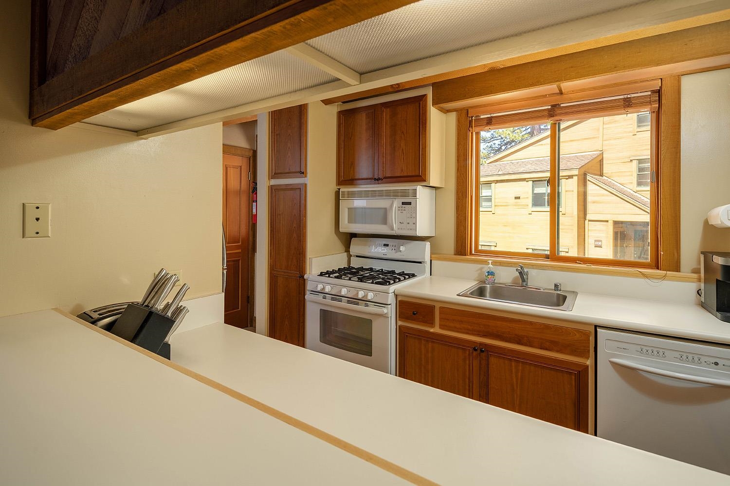 5108 Gold Bend Unit: 5108