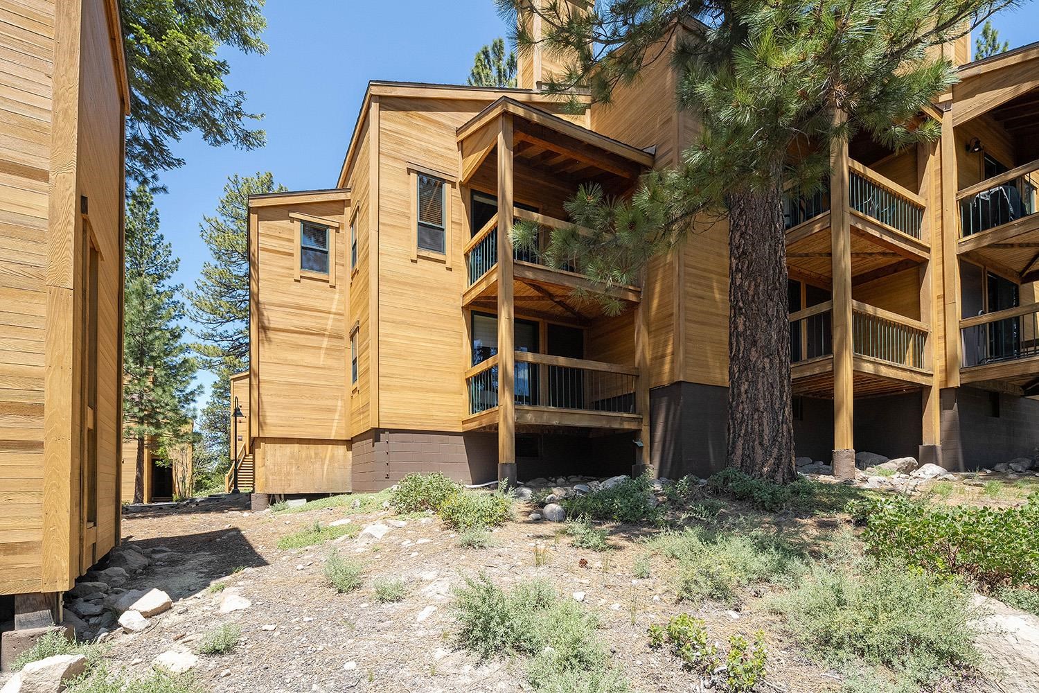 5108 Gold Bend Unit: 5108