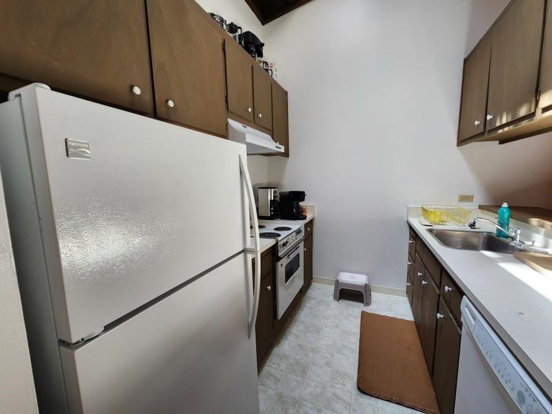 2101 Scott Peak Place Unit: 15