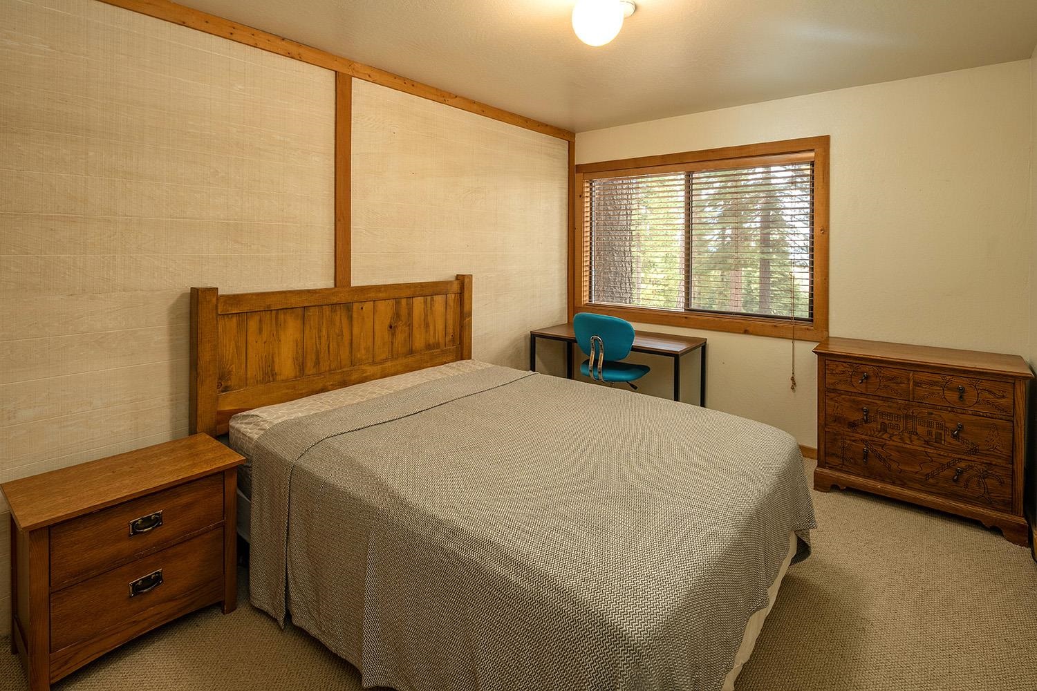6133 Feather Ridge