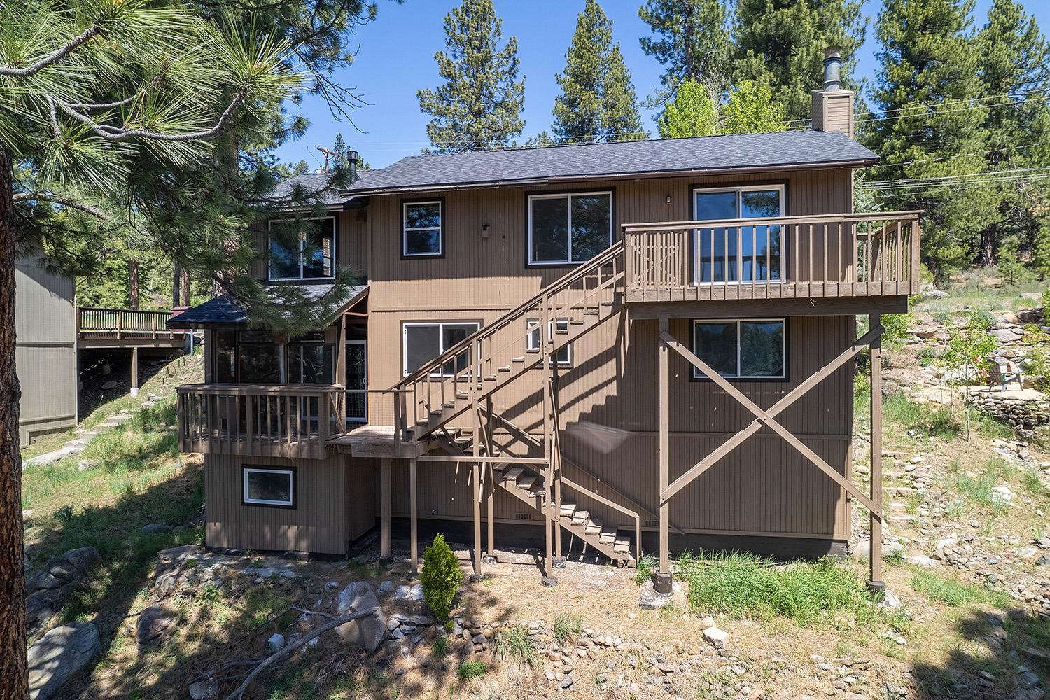 12133 Highland Avenue