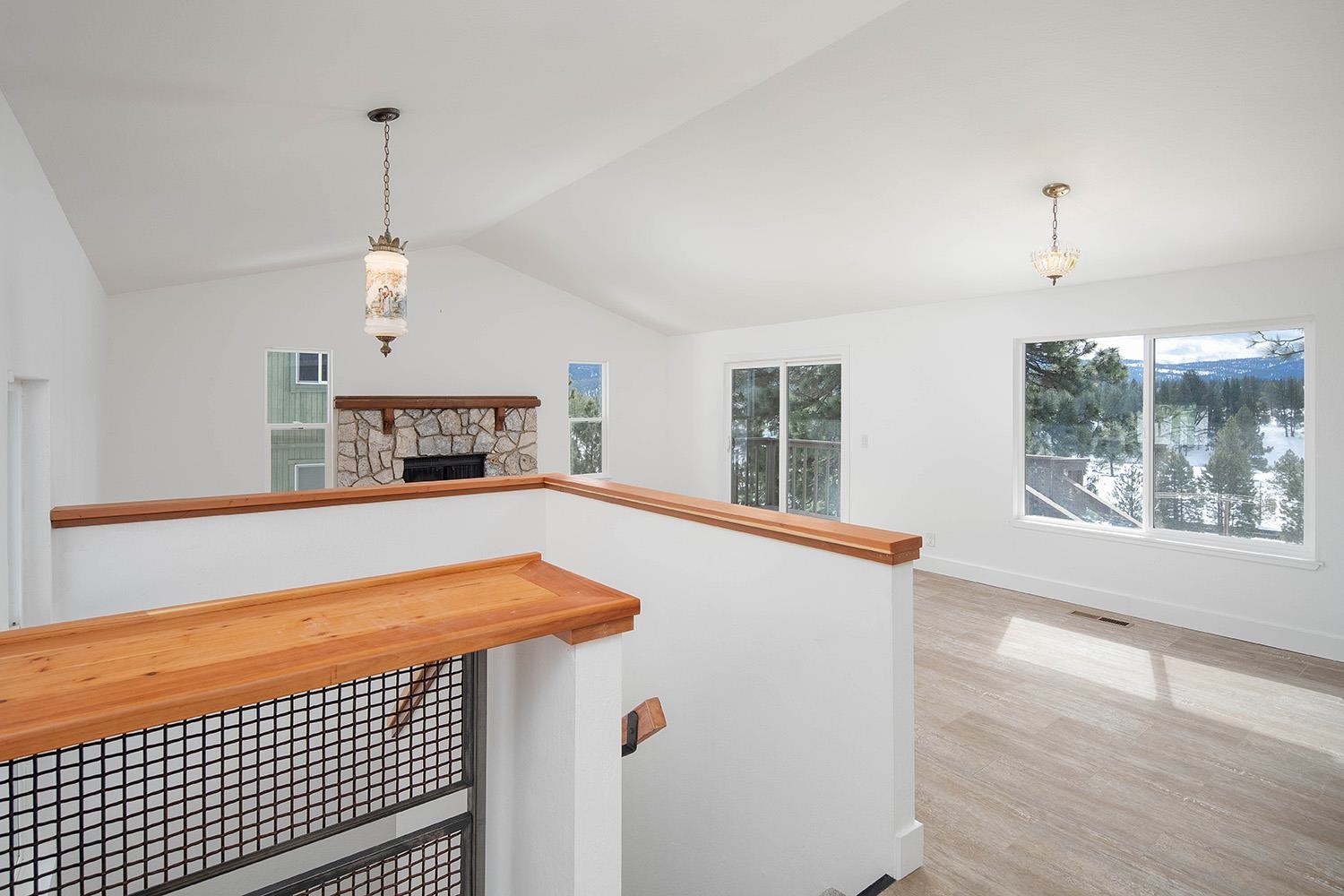 12133 Highland Avenue