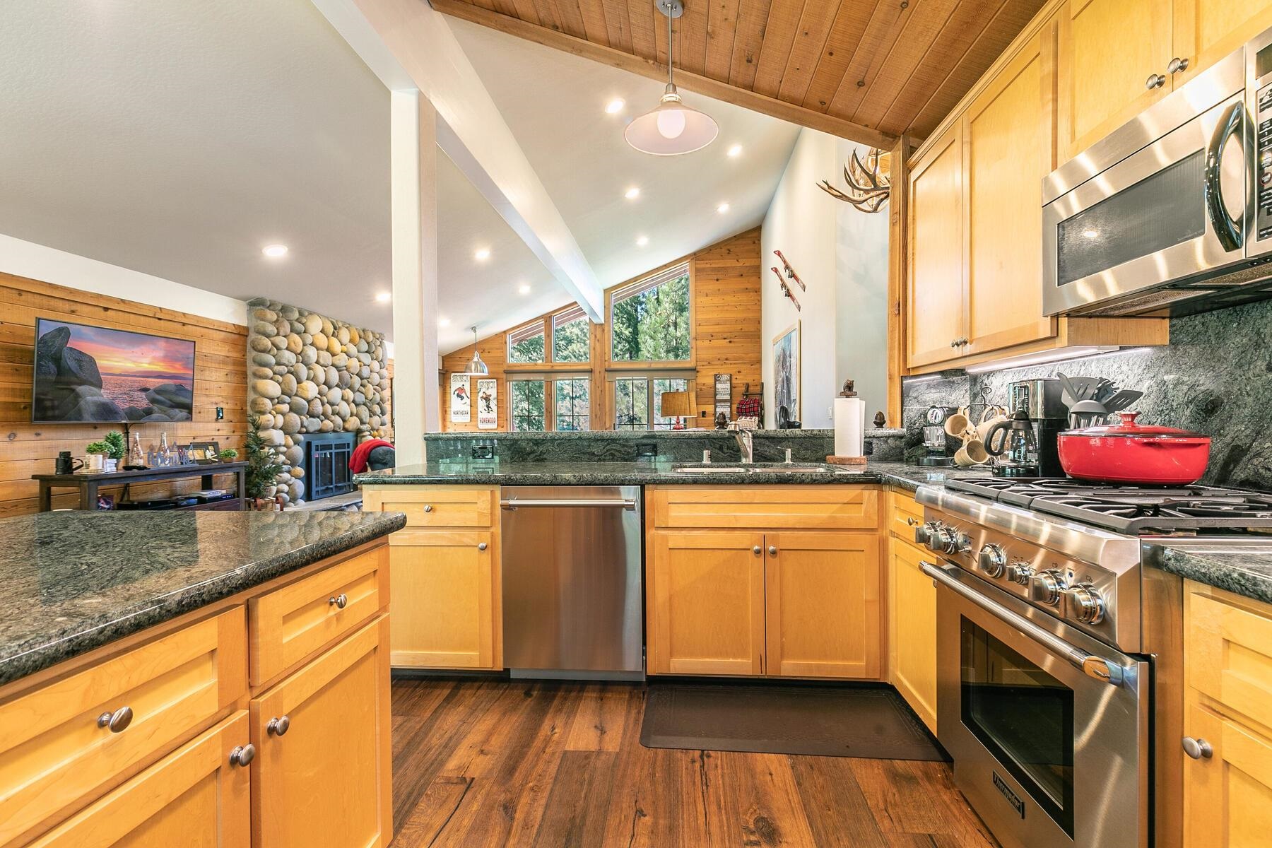 441 Lodgepole