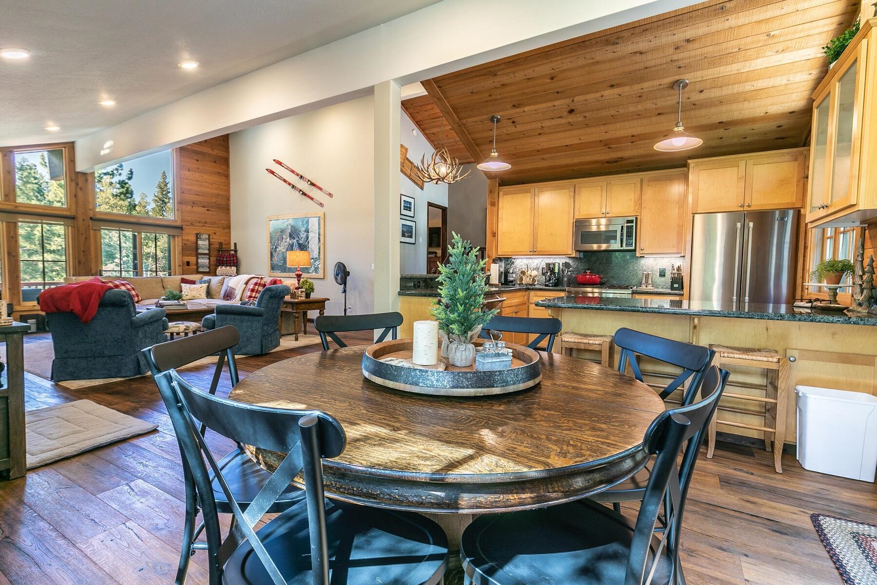 441 Lodgepole