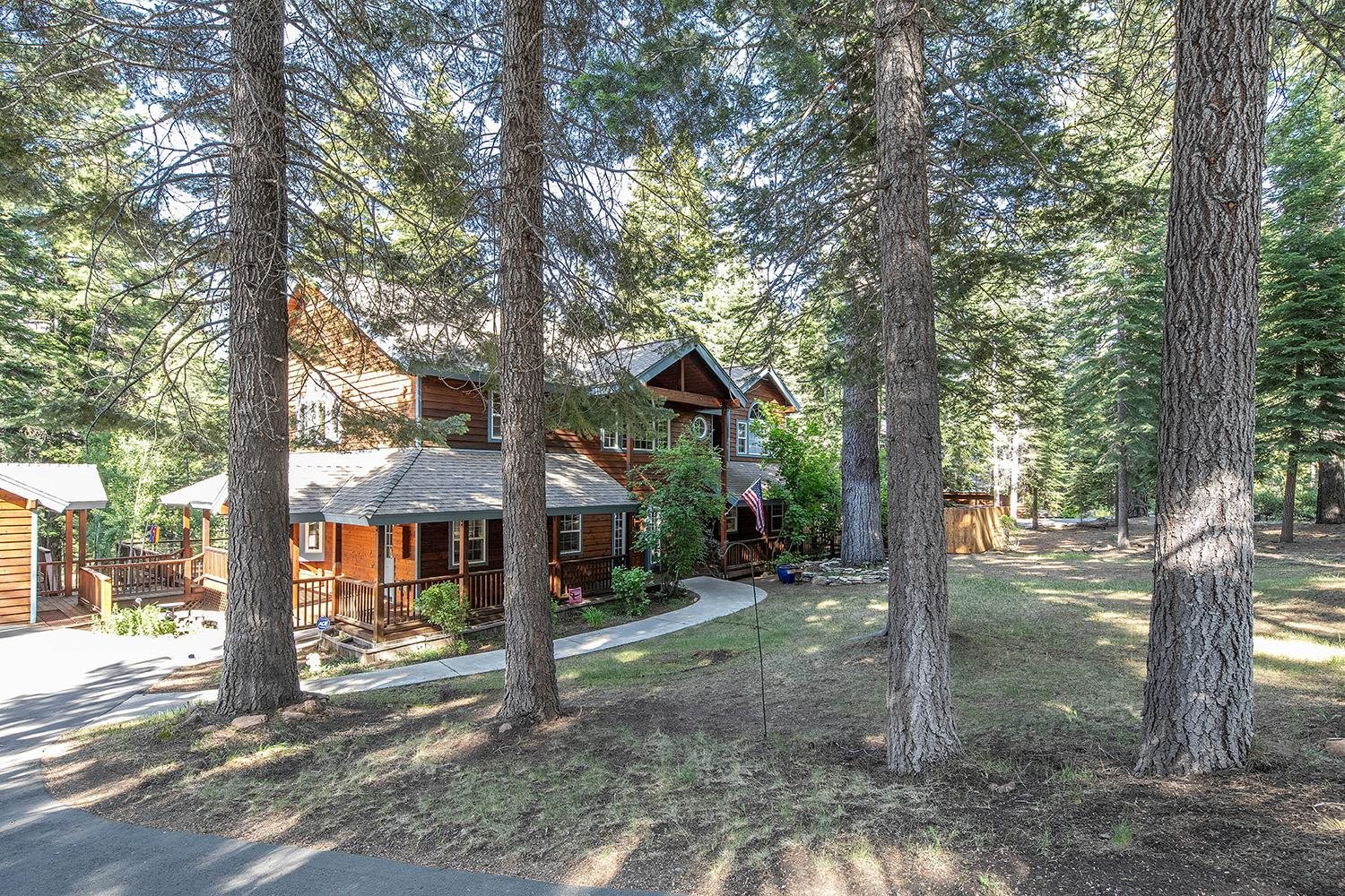 11280 Thelin Drive