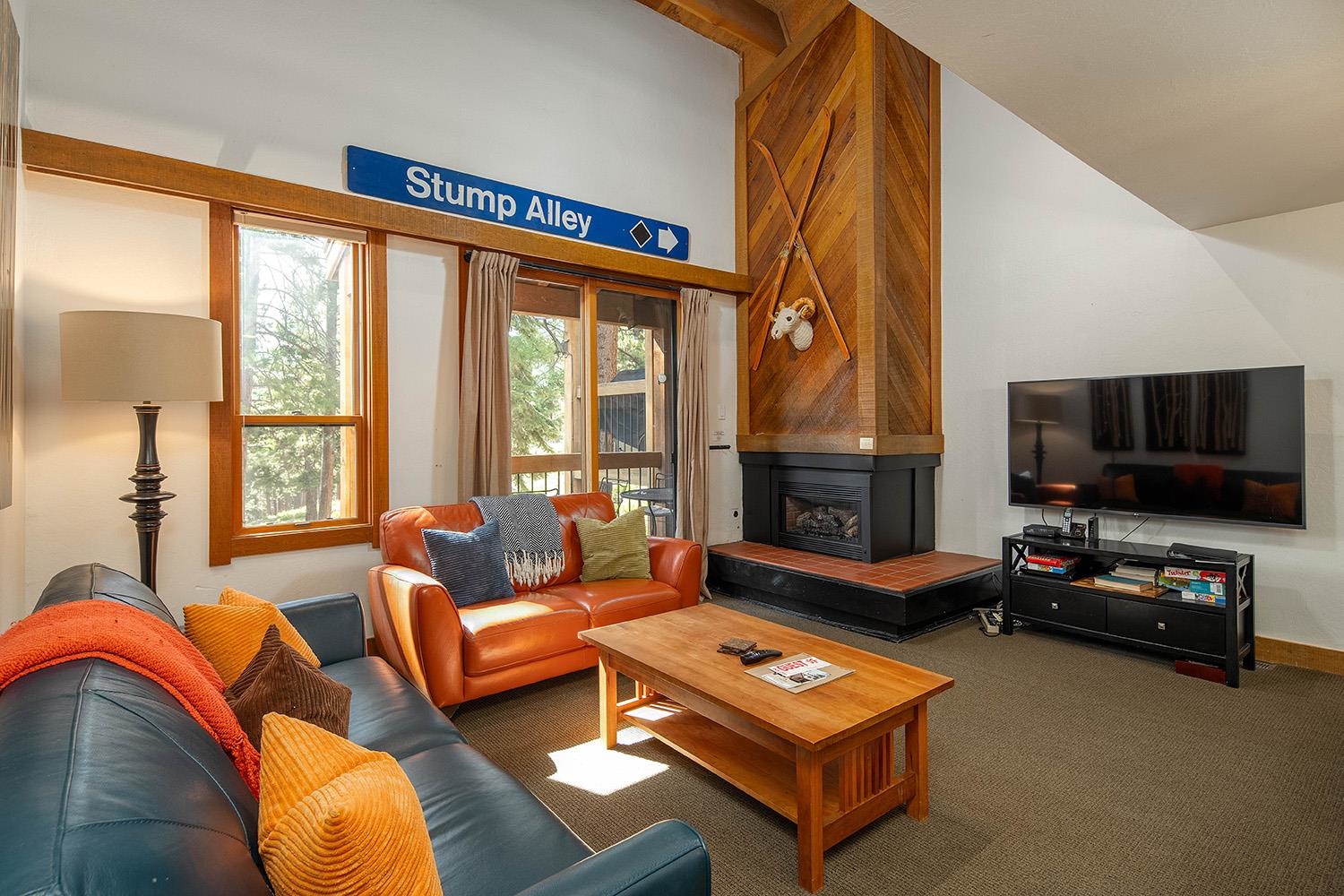 5119 Gold Bend