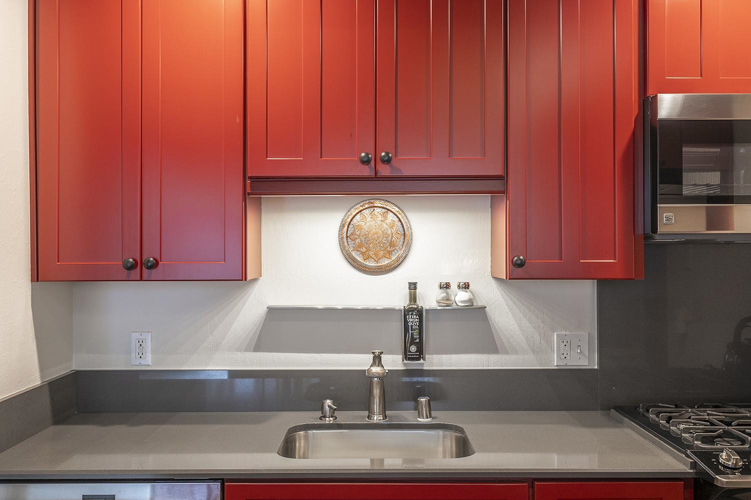 2000 North Village Drive Unit: 312