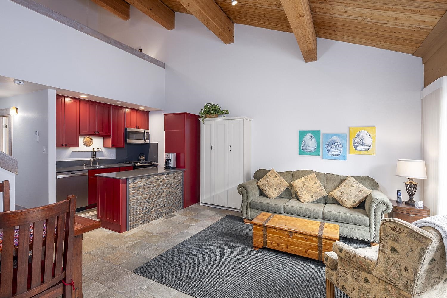 2000 North Village Drive Unit: 312