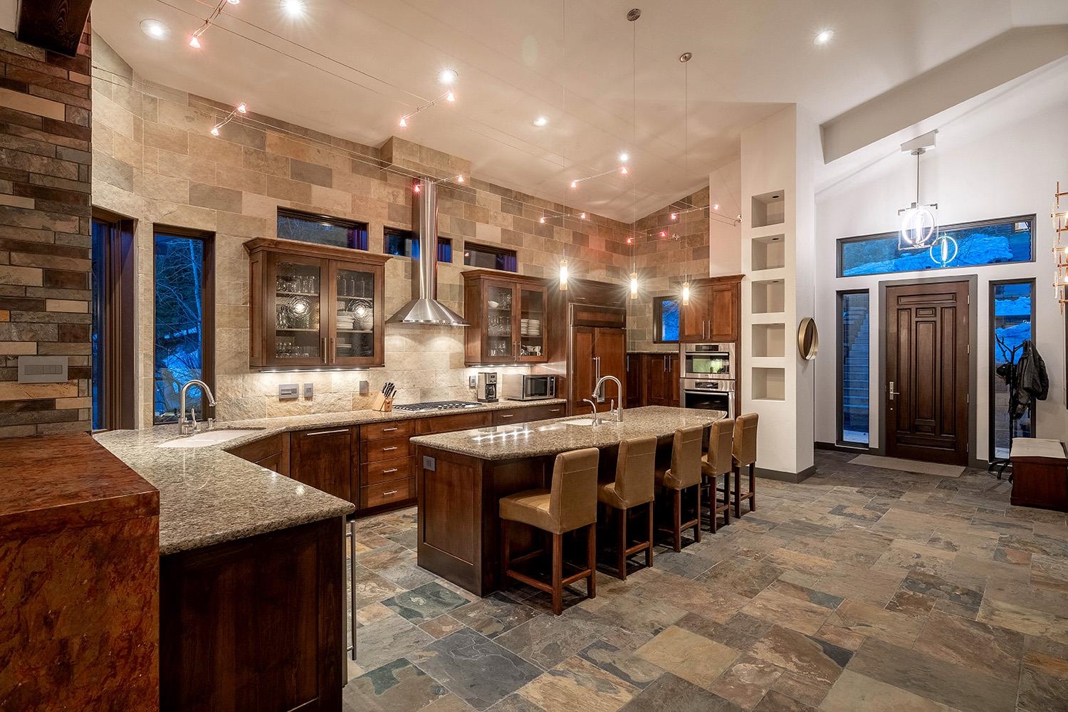 14246 South Shore Drive