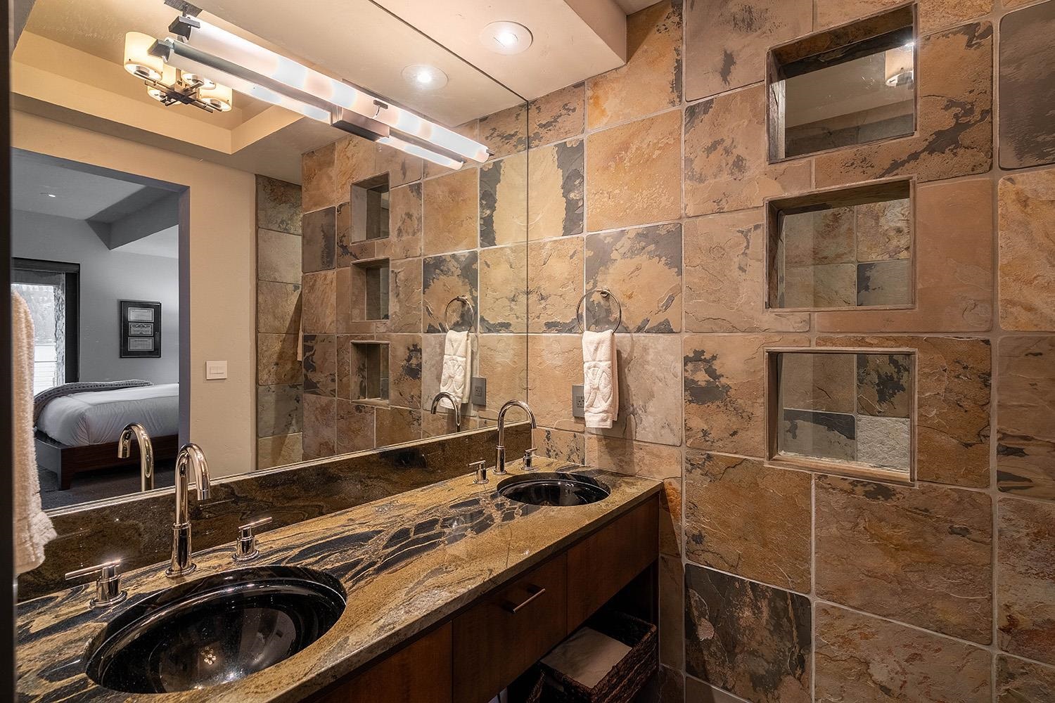 14246 South Shore Drive