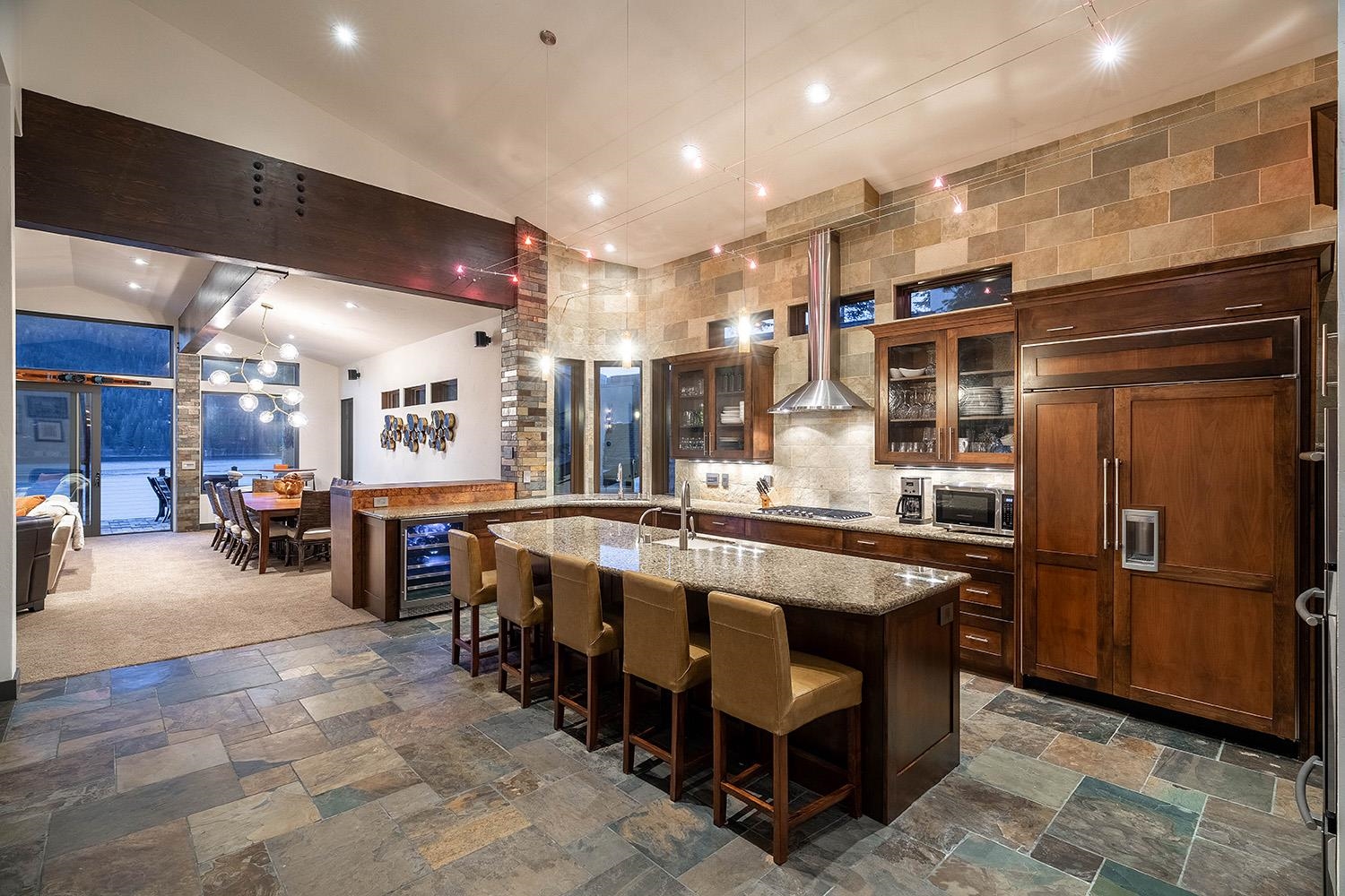 14246 South Shore Drive