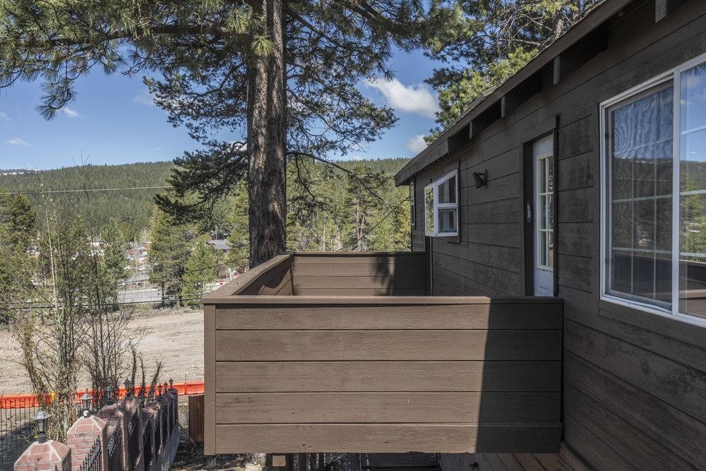 11244 Tahoe Drive