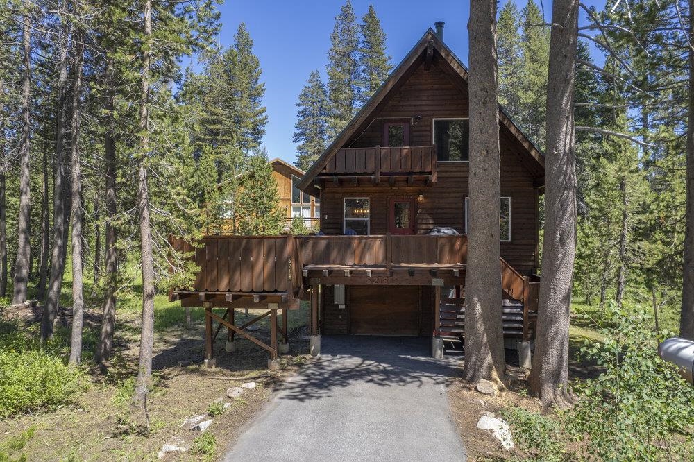 6218 Alpine Way