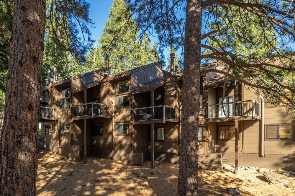 6038 Mill Camp