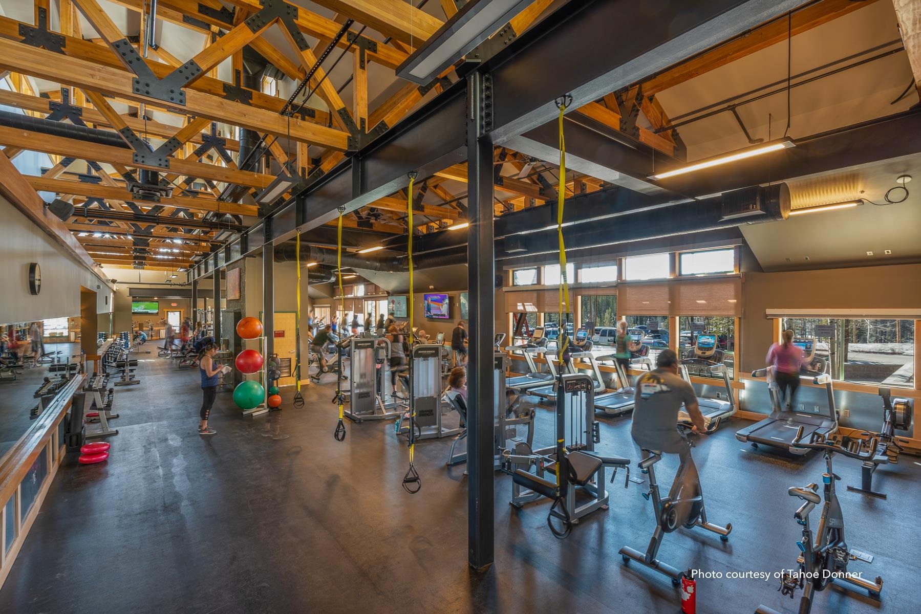 12837 Northwoods Boulevard