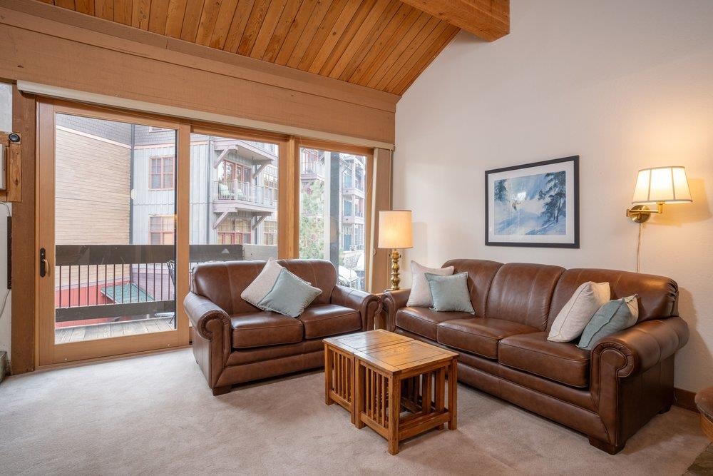 2000 North Village Drive Unit: 316