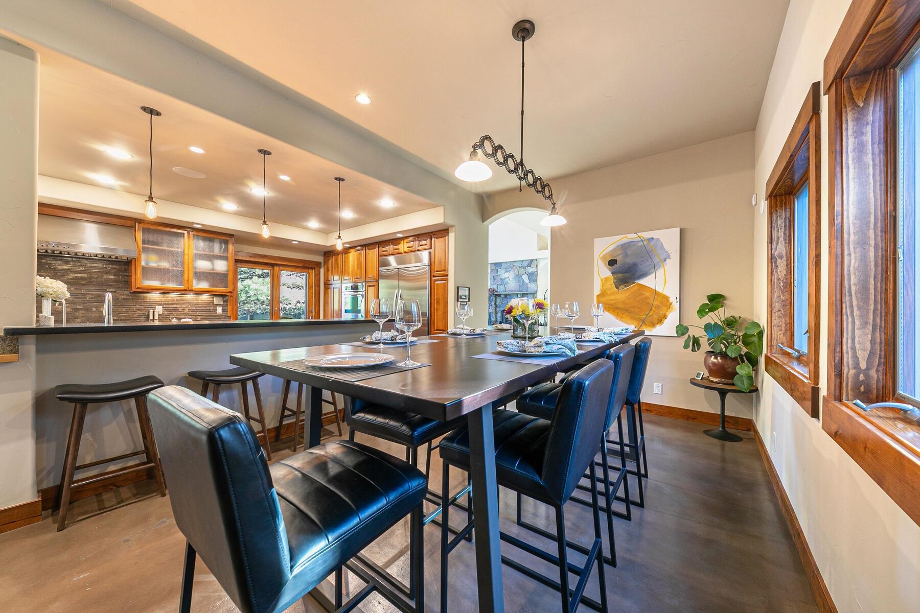 11710 Tinkers Landing