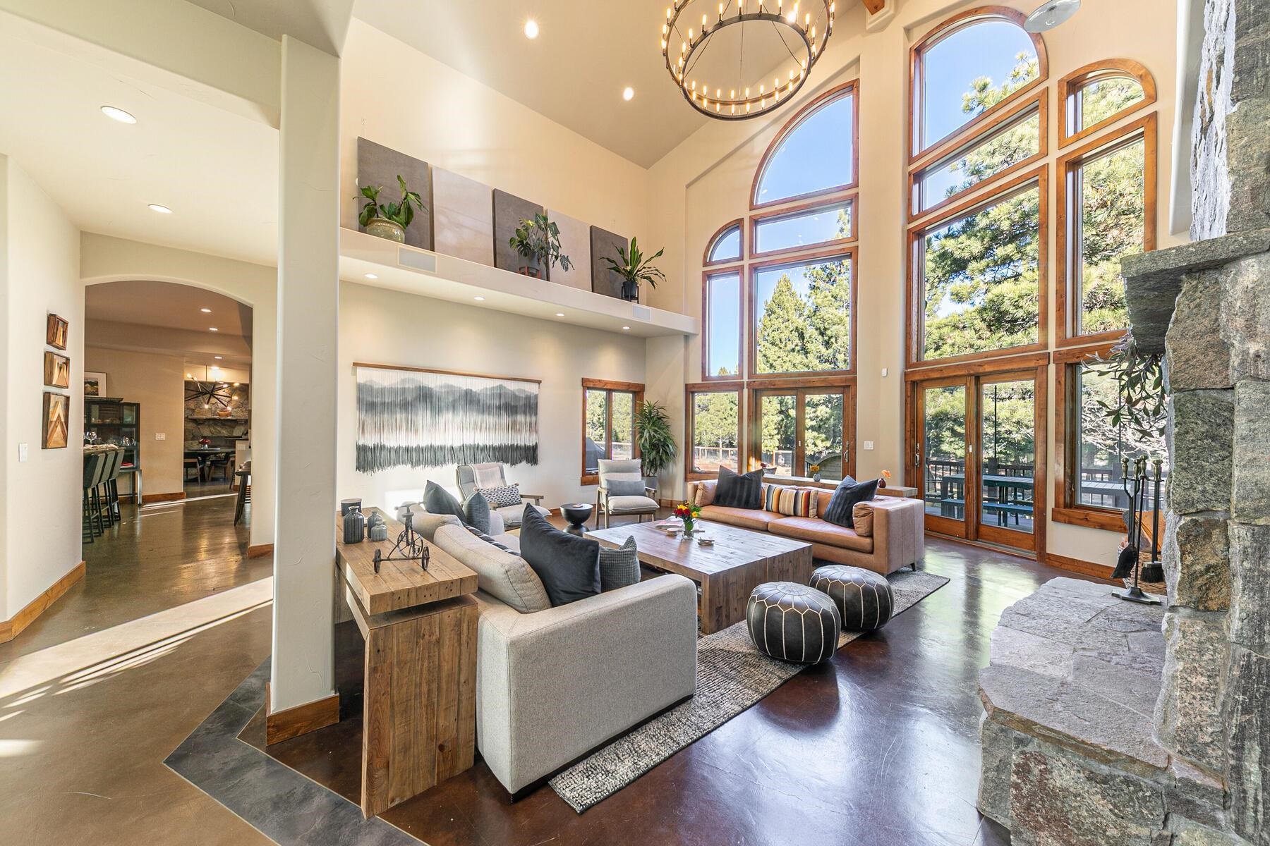 11710 Tinkers Landing