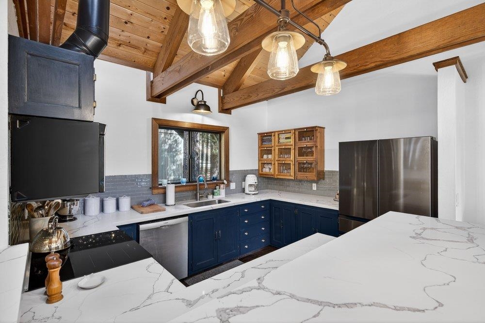 11805 Saint Bernard Drive