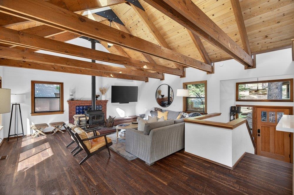 11805 Saint Bernard Drive