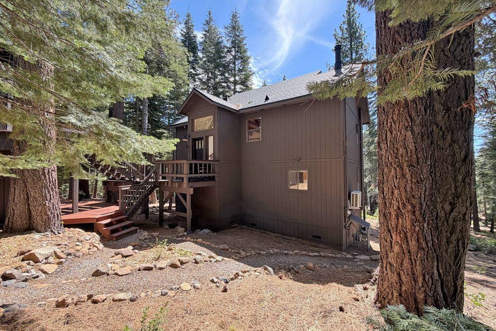 11805 Saint Bernard Drive