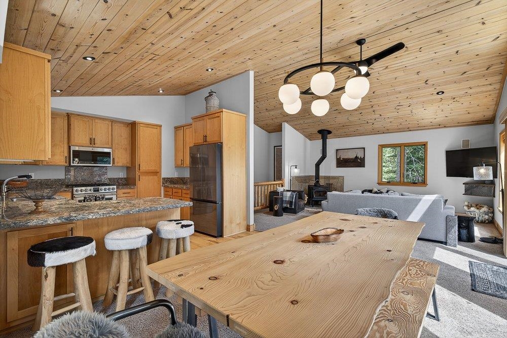 12442 Saint Bernard Drive