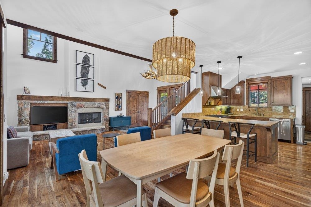 12472 Villa Court