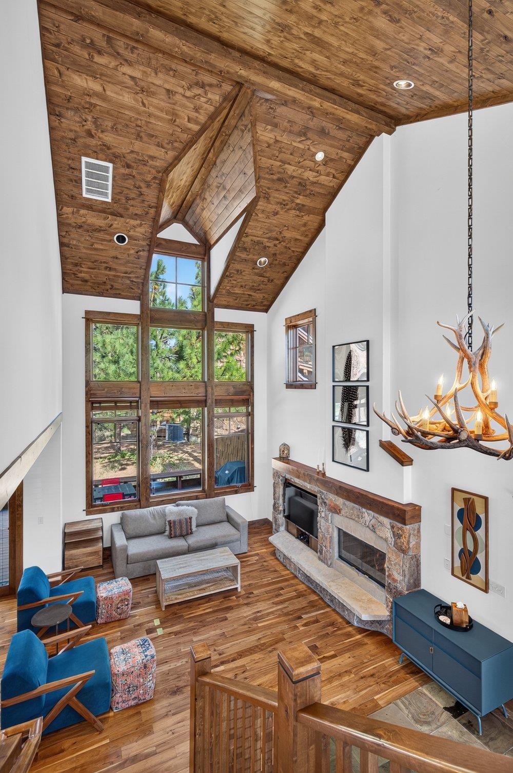 12472 Villa Court