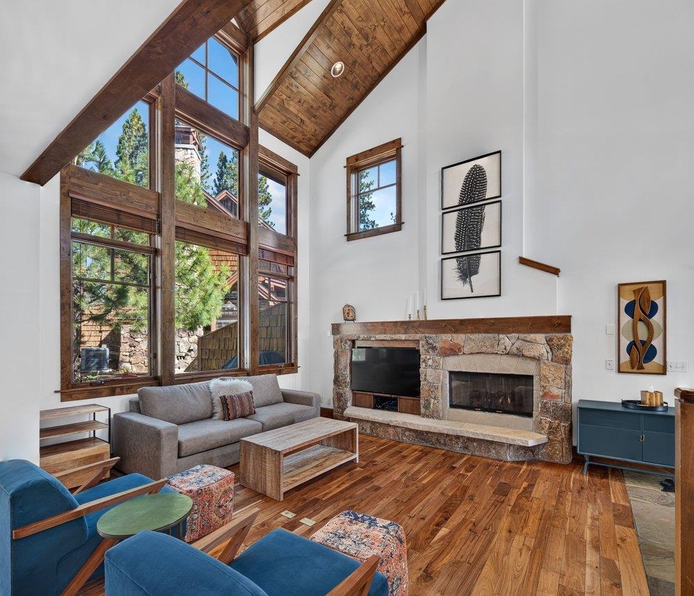 12472 Villa Court