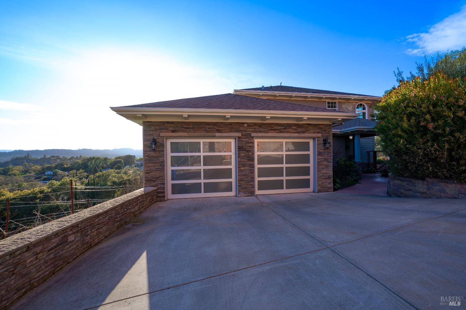 235 Clear Ridge Drive