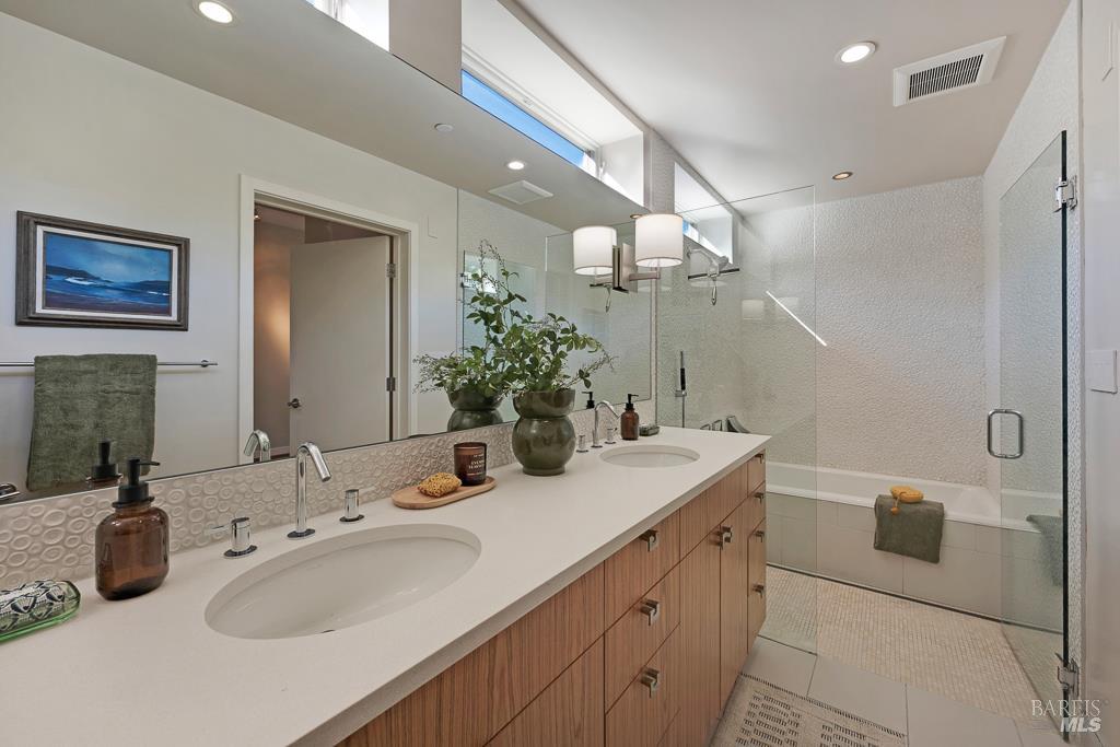 280 Long Acres Place