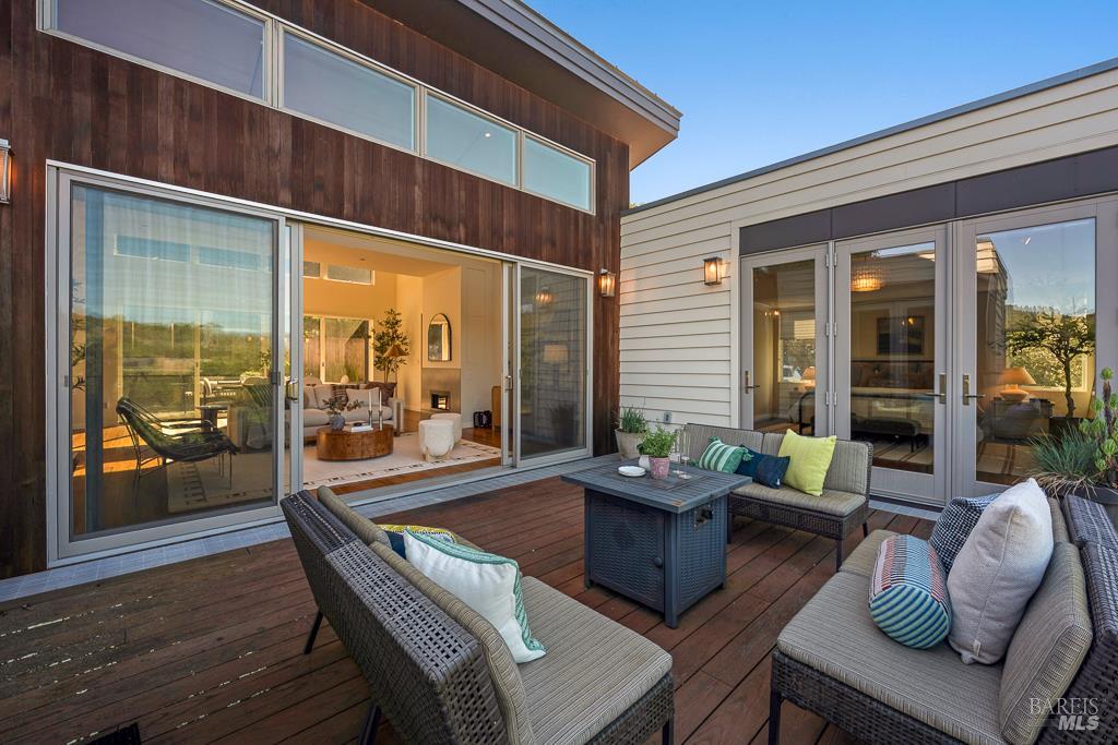 280 Long Acres Place