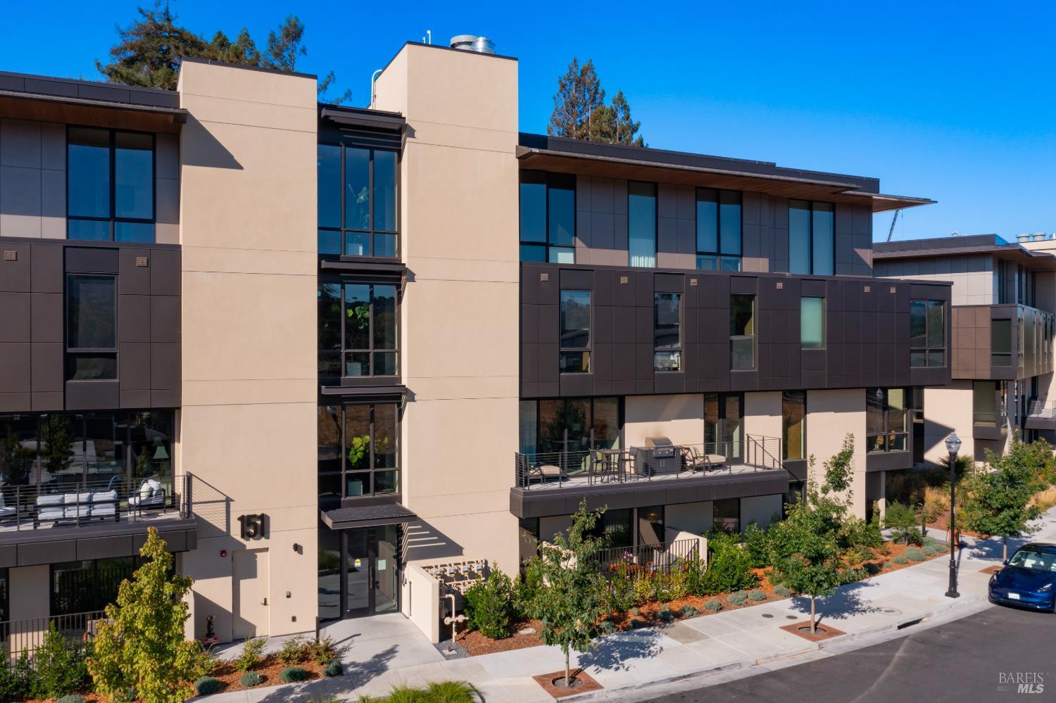 151 Sawmill Circle Unit: #103