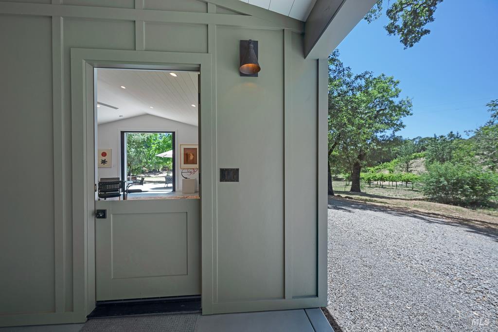 5519 Dry Creek Road