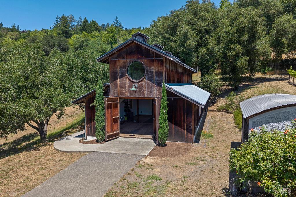 10533 Westside Road