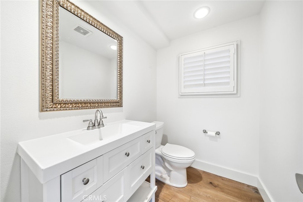 2 Crooked Stick Drive