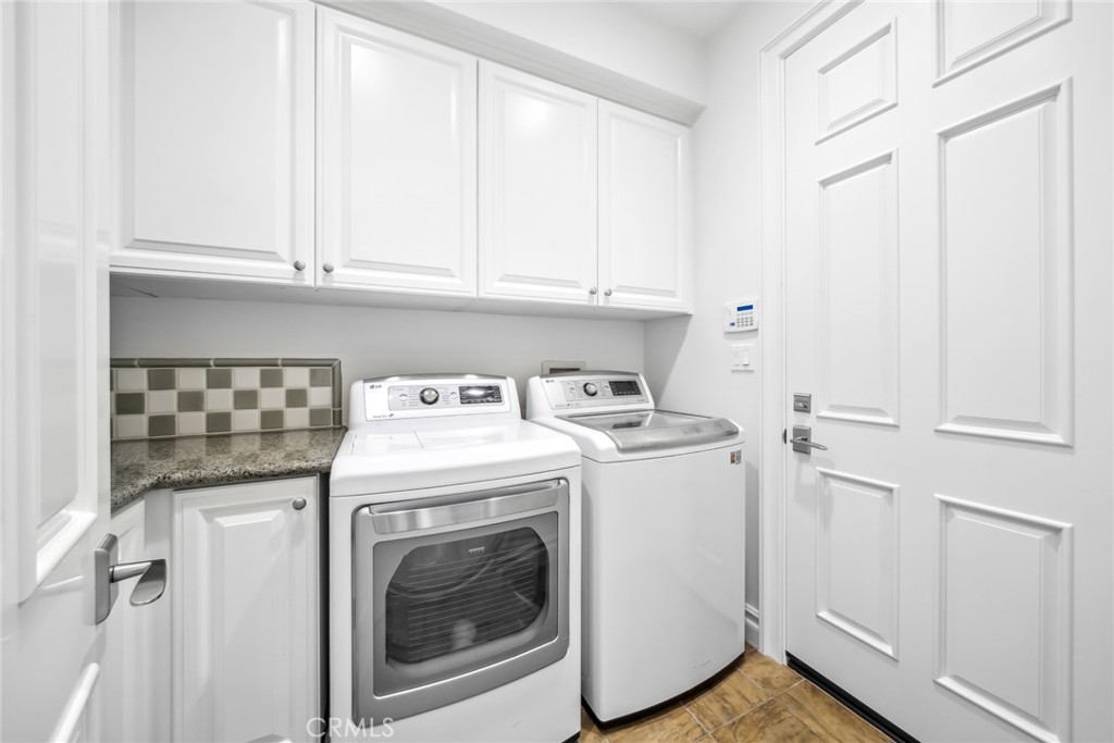 2 Crooked Stick Drive