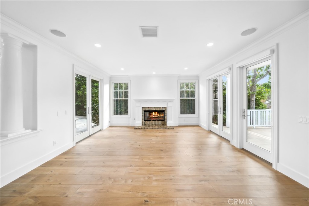 2 Crooked Stick Drive