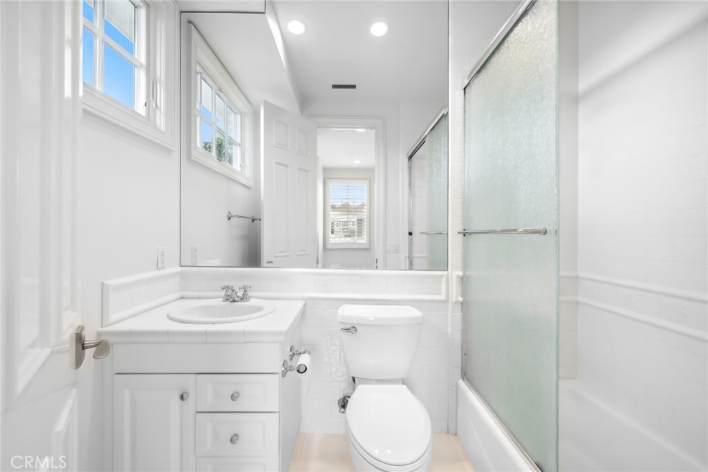 2 Crooked Stick Drive