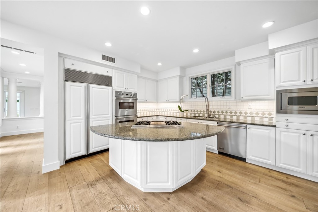 2 Crooked Stick Drive