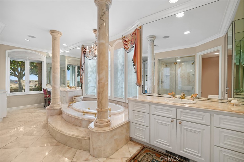 1201 E Balboa Boulevard