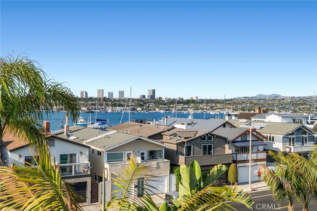 1201 E Balboa Boulevard