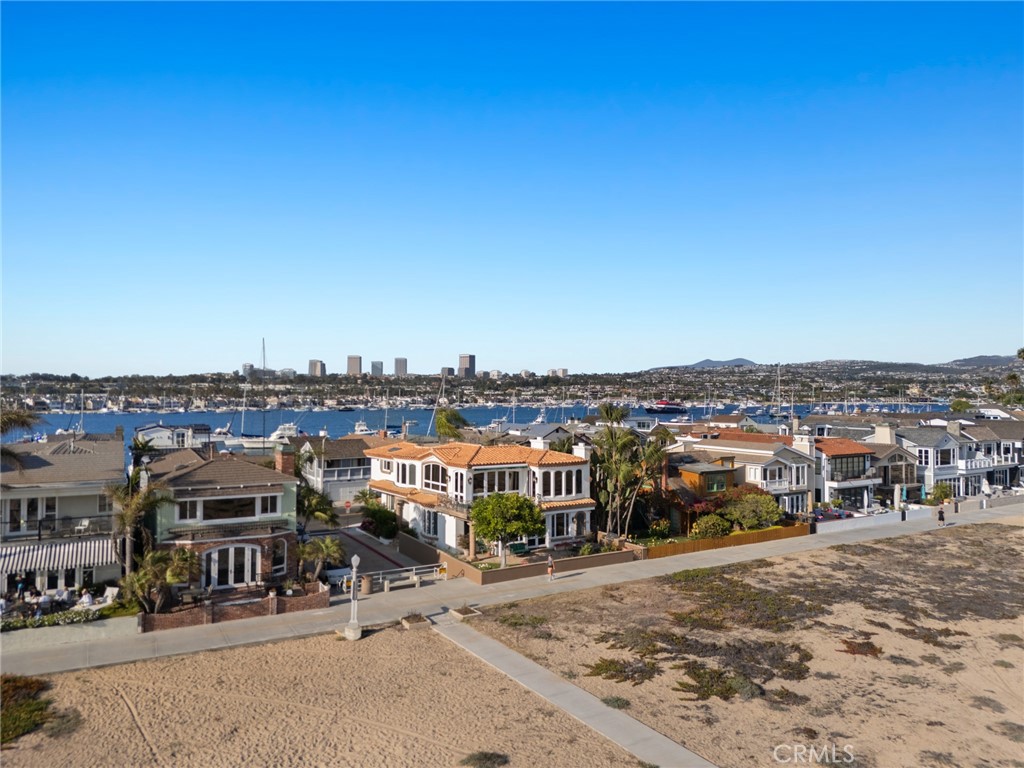 1201 E Balboa Boulevard