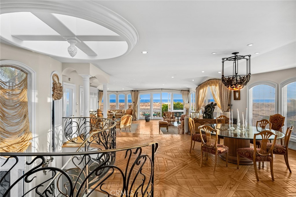 1201 E Balboa Boulevard