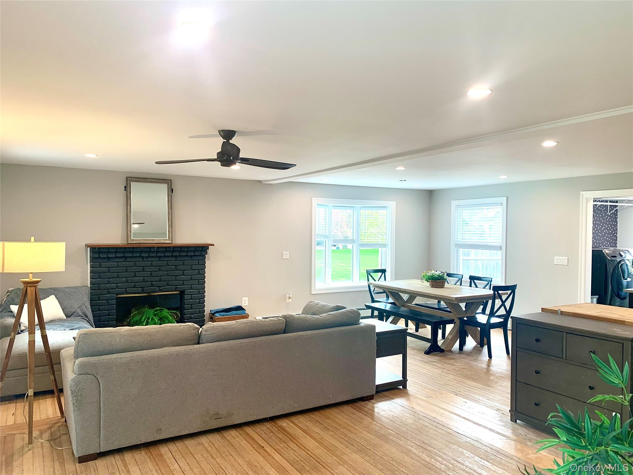 435 Middle Road
