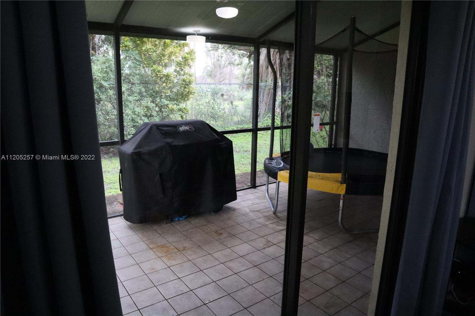 772 NW 47th St Unit: 772