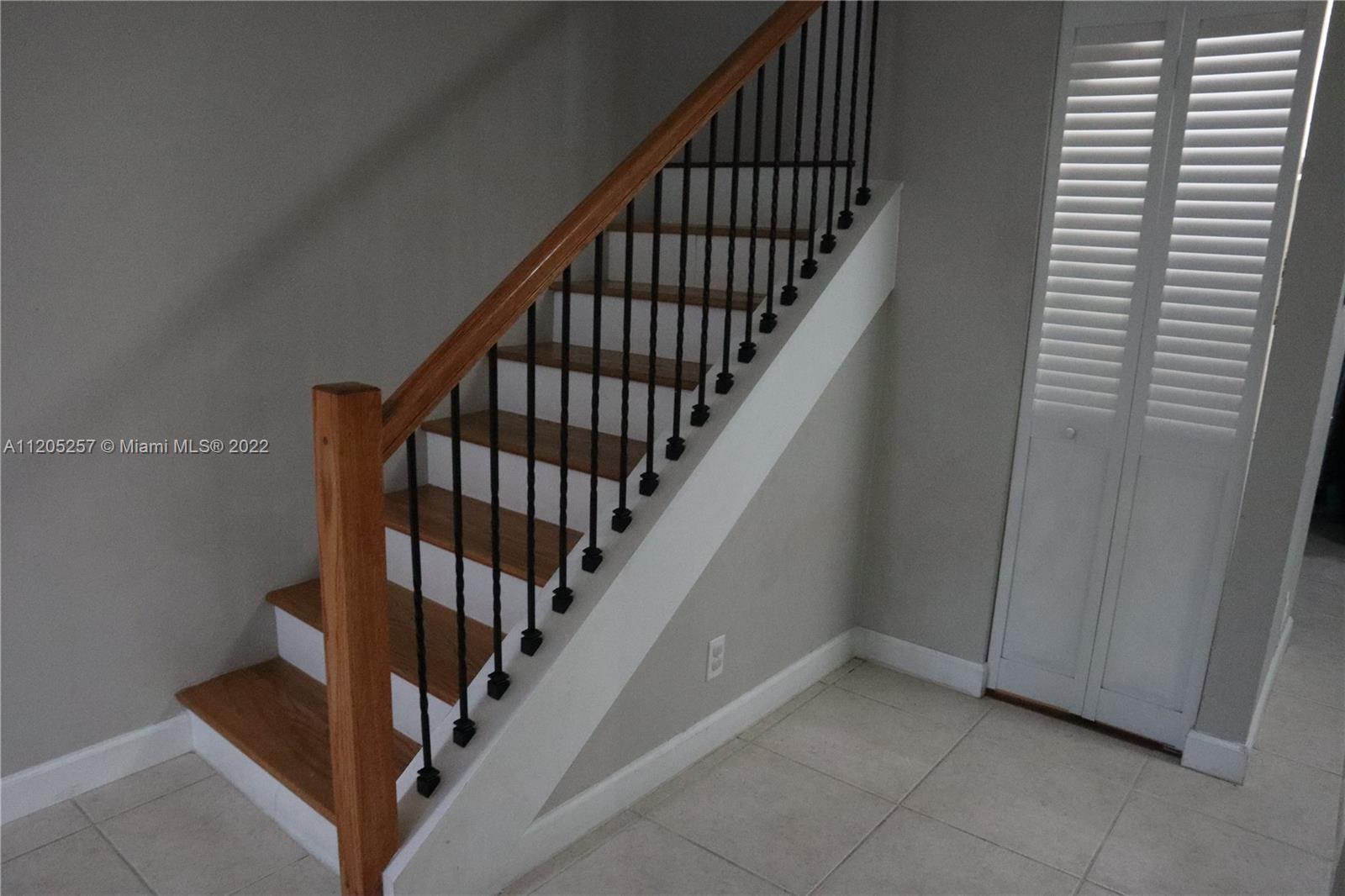 772 NW 47th St Unit: 772