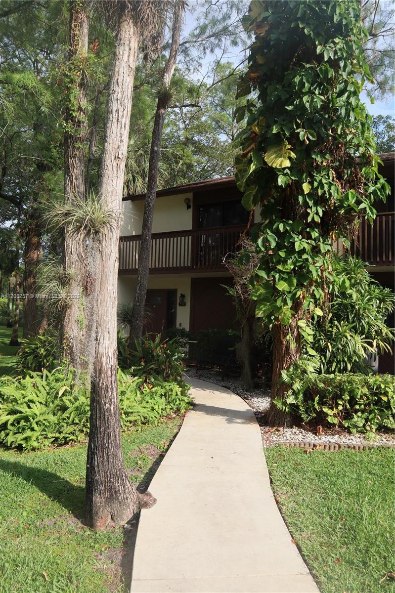 772 NW 47th St Unit: 772