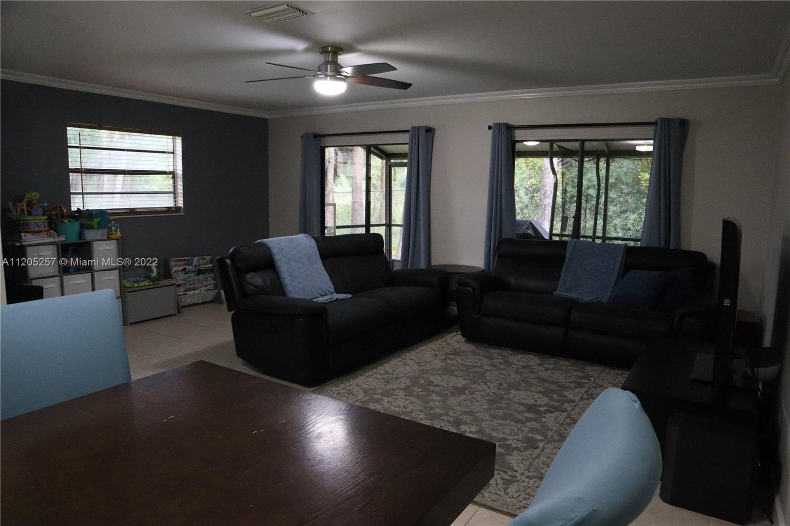 772 NW 47th St Unit: 772